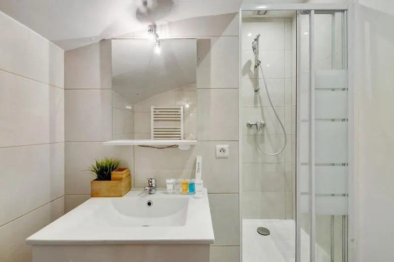 250 Suite Sainte - Superb Apartment In Paris Fransa