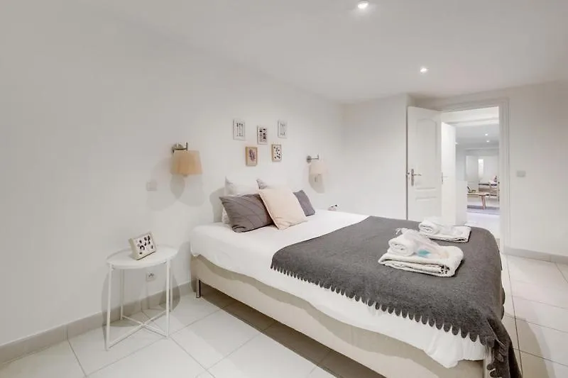 250 Suite Sainte - Superb Apartment In Paris