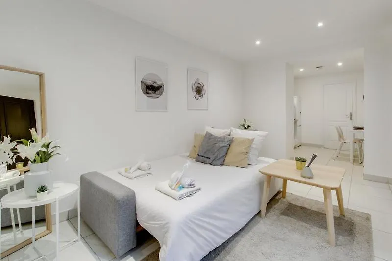 250 Suite Sainte - Superb Apartment In Paris