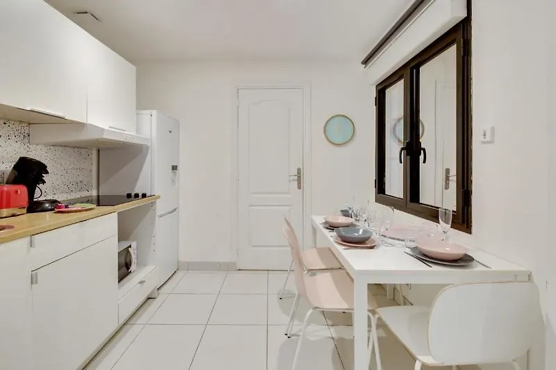 250 Suite Sainte - Superb Apartment In Paris 0*,